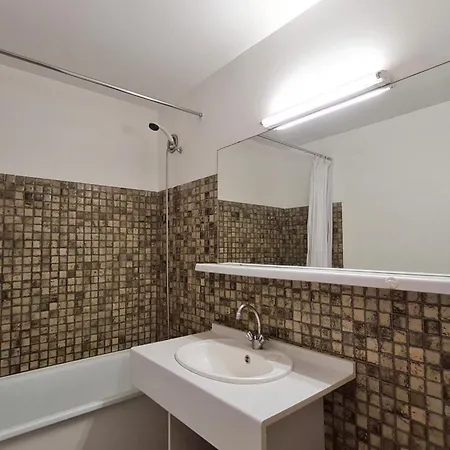 Meijotel B By Interhome *